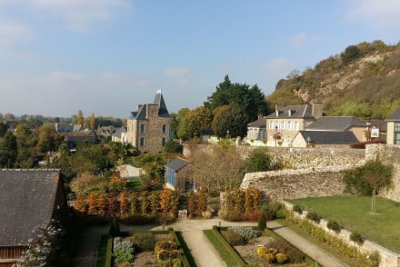 Chateau de Mont-Dol