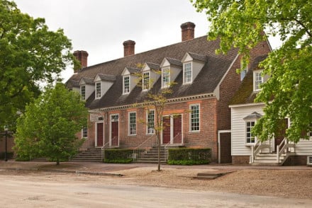 Williamsburg Colonial Houses