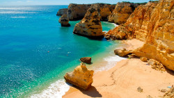 7 Epic Algarve Beaches