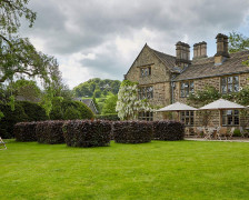 6 Dog Friendly Hotels in the Peak District