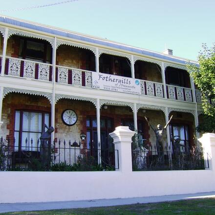 B&B facade