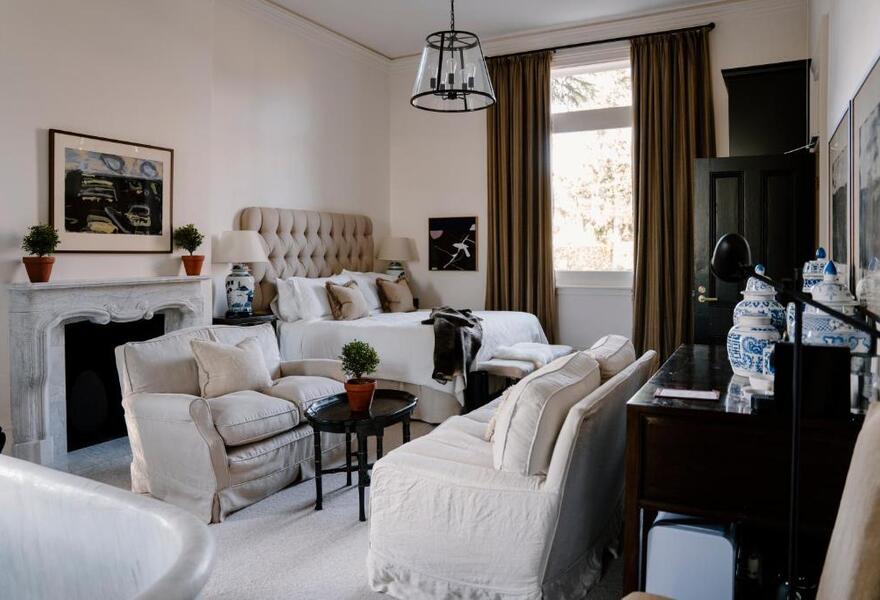 Moss Manor