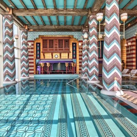 20 Best Hotels with Pools in Dubai