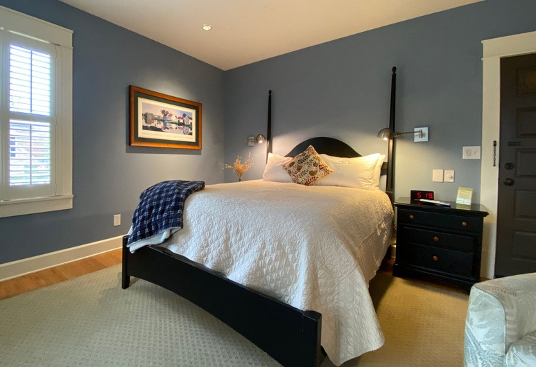 Showers Inn, Bloomington Review The Hotel Guru