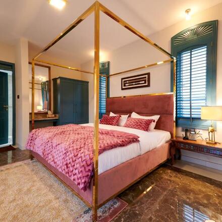 Junior Suite with Mountain View