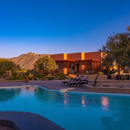 Sahab Resort & Spa