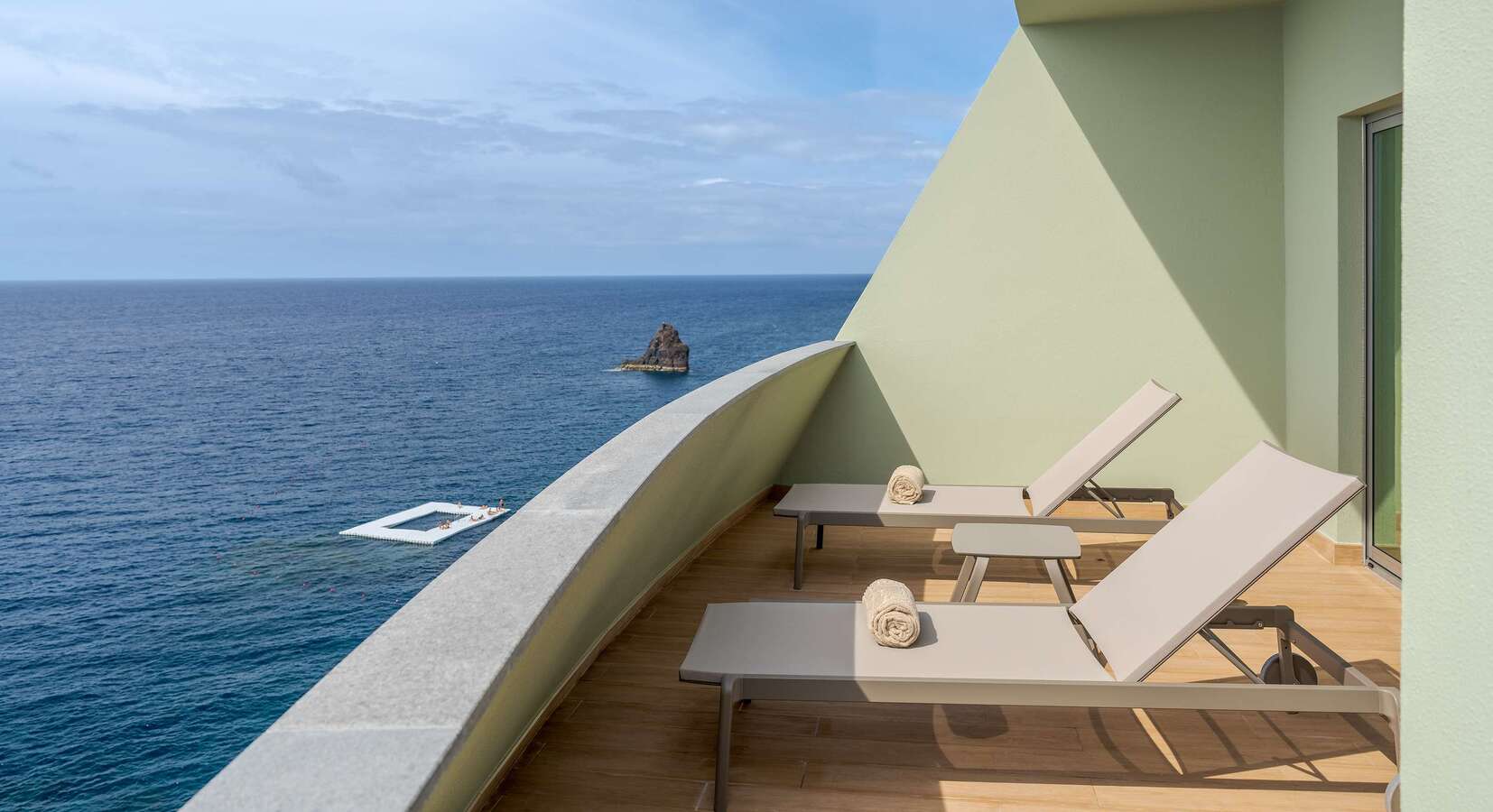 Sea View Suite
