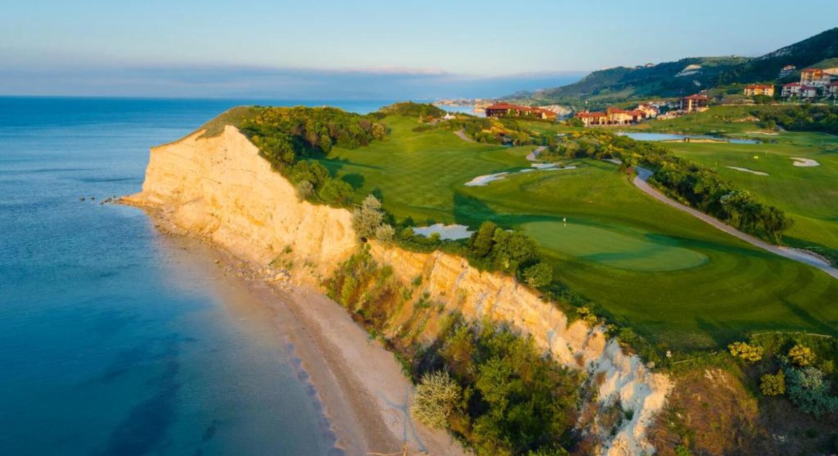 Foto von Thracian Cliffs Golf and Beach Resort