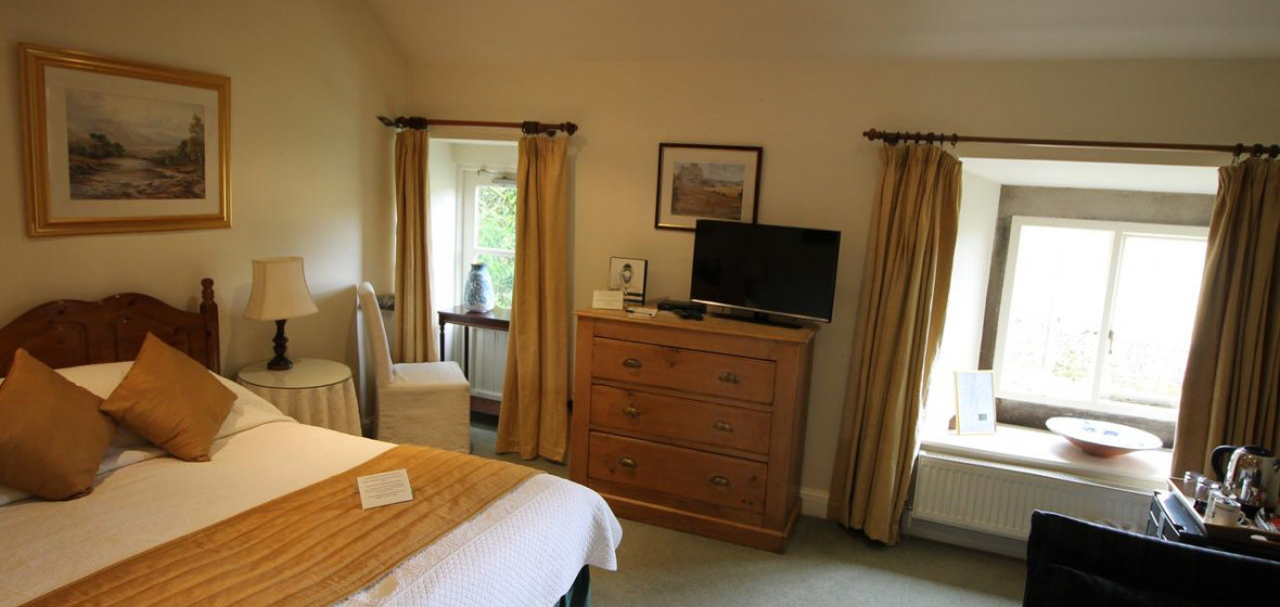 Biggin Hall Hotel, Derbyshire Review | The Hotel Guru - Biggin Hall Hotel Four In A Bed