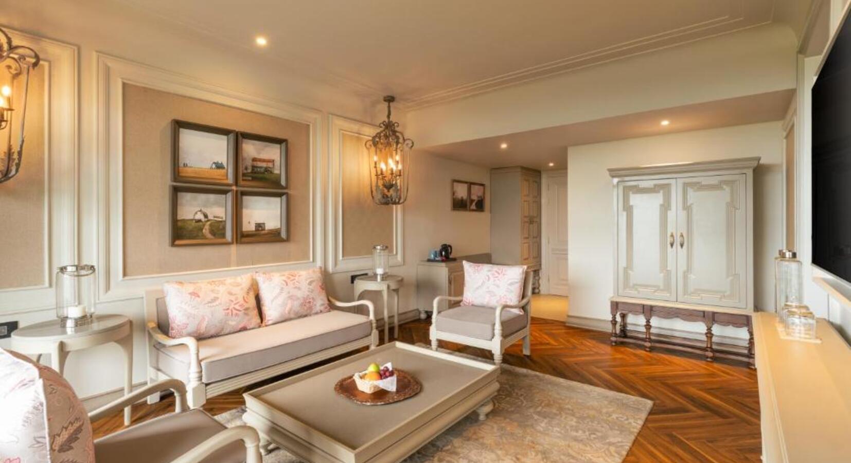 Suite details