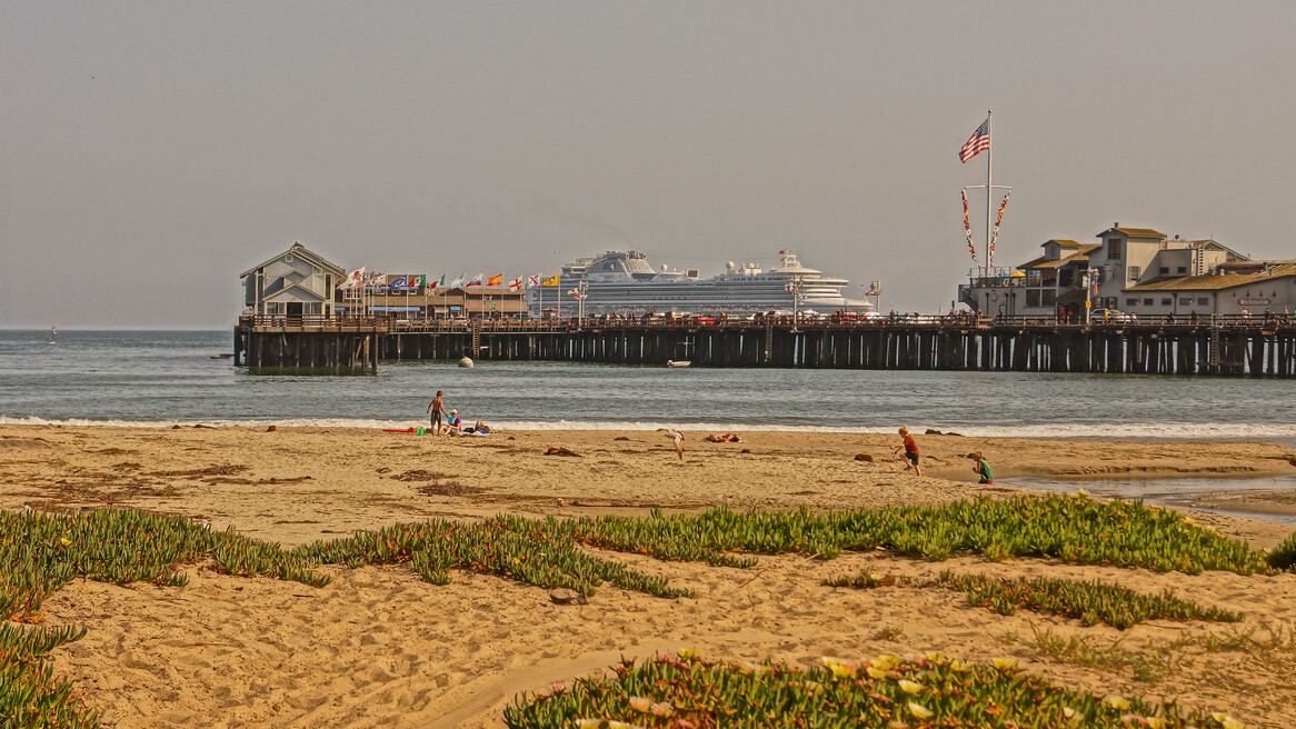 East Beach view of Stearns Wharf