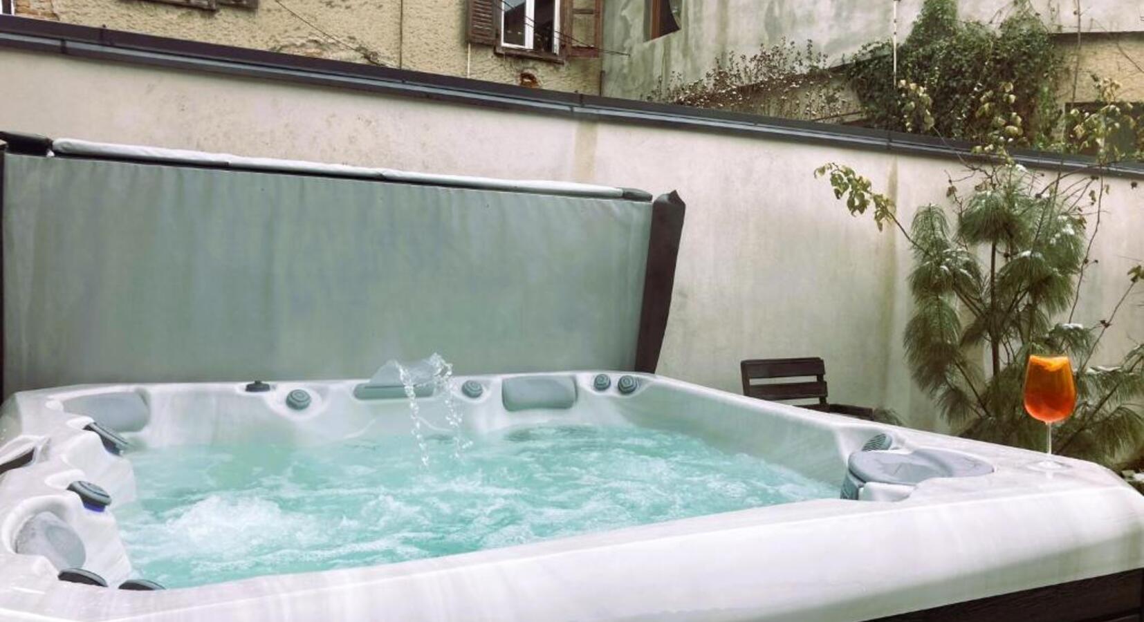 Hot tub