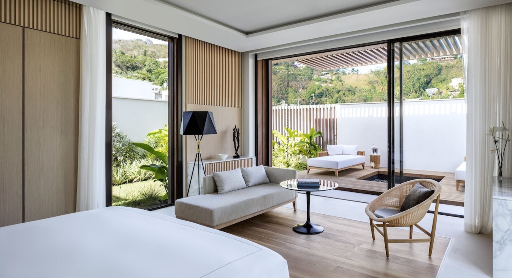 Beachfront Pool Villa