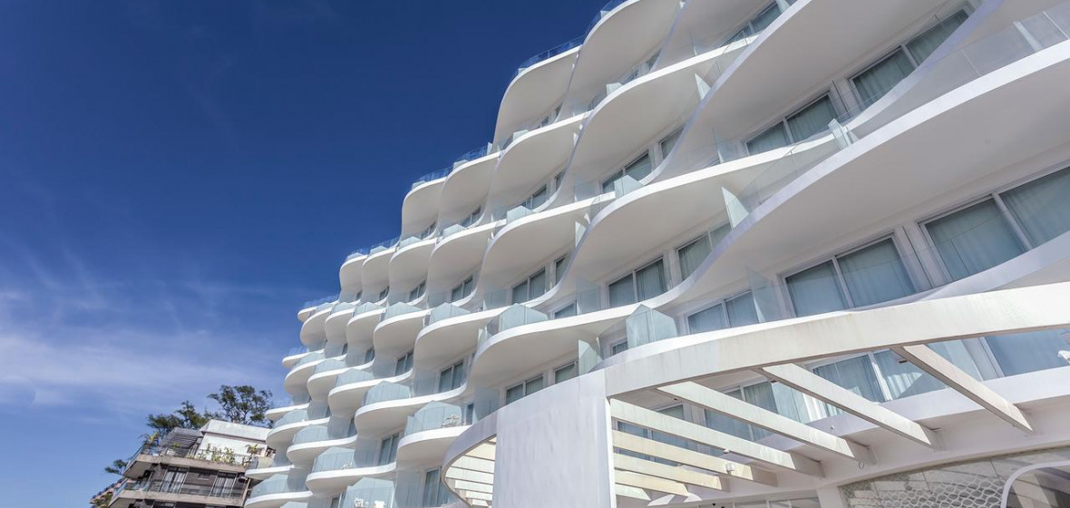CDesign Hotel Rio Janeiro  Recreio dos Bandeirantes   Brazil