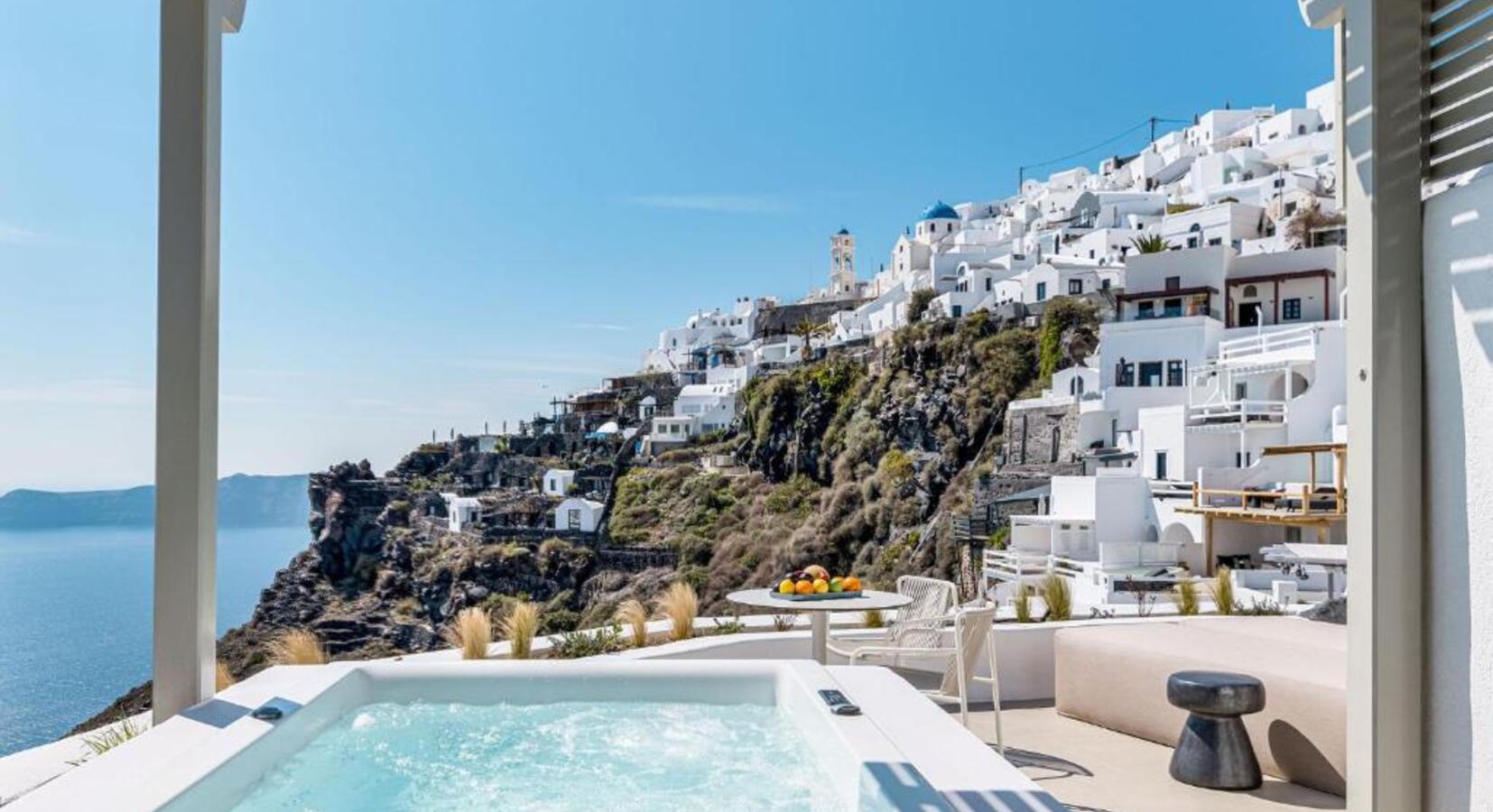 Terrace with hot tub