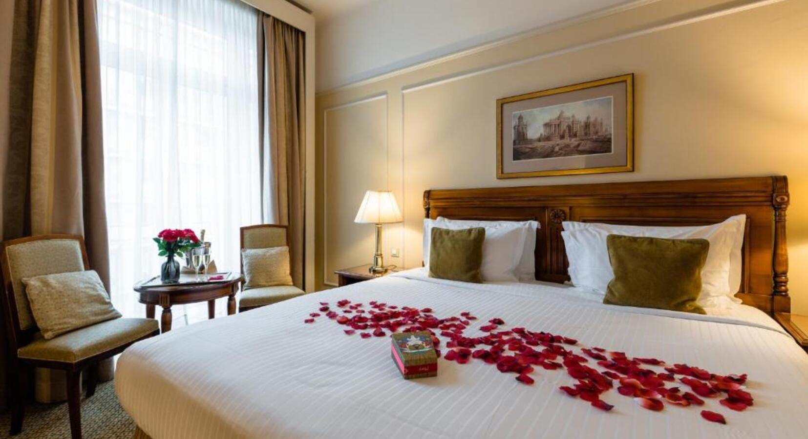 Photo of Hotel Le Plaza