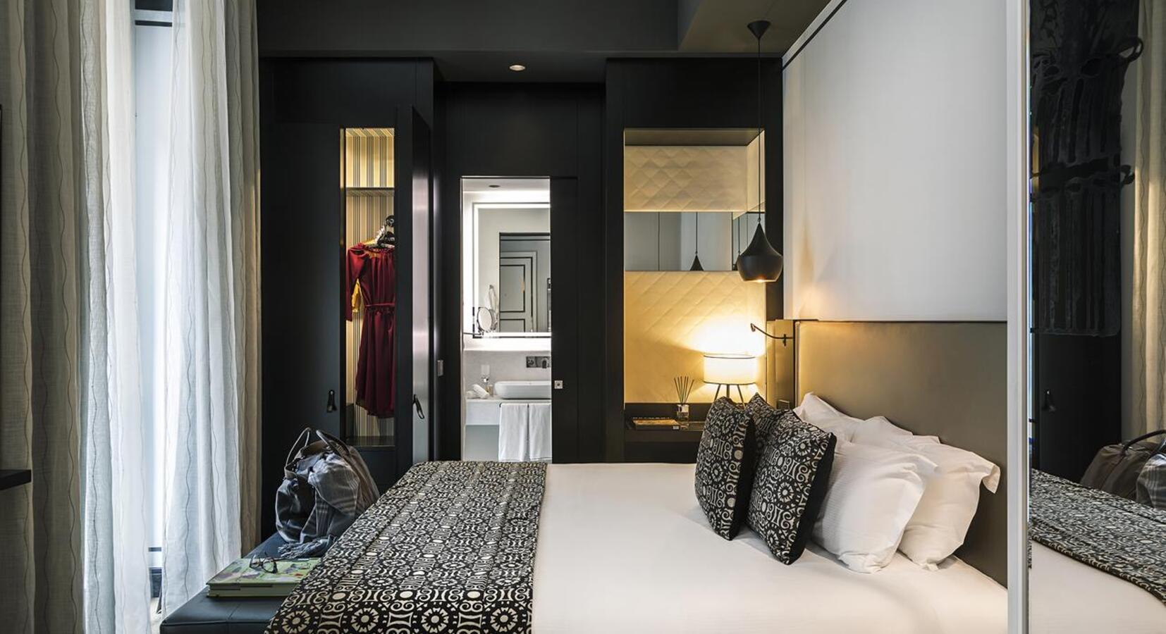 Luxury Suite