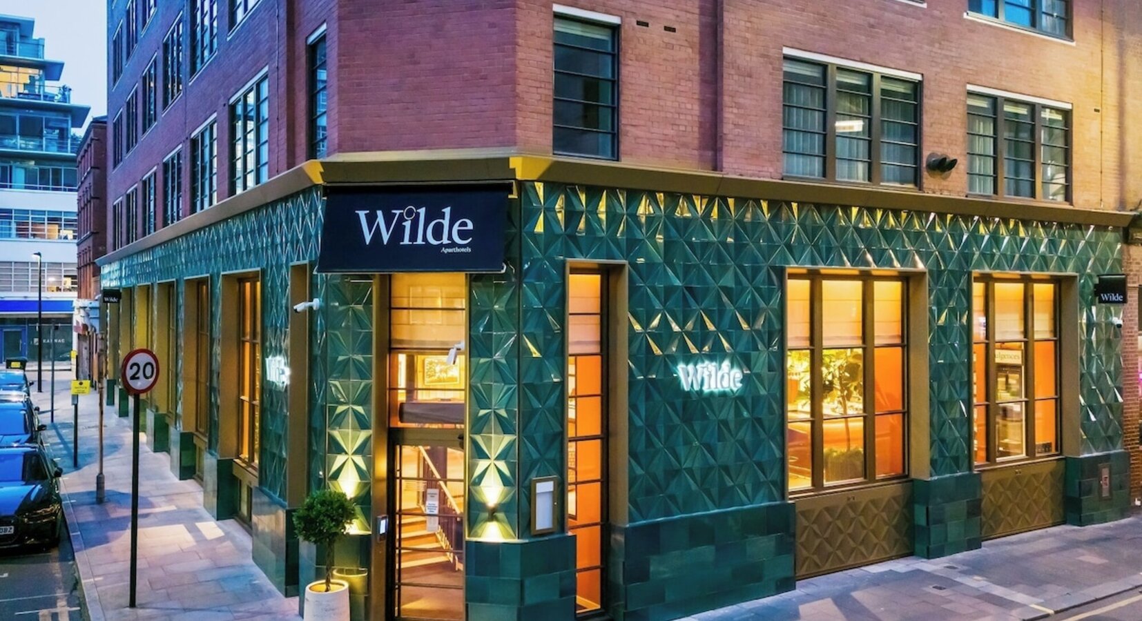 Photo of Wilde Aparthotels London Liverpool Street