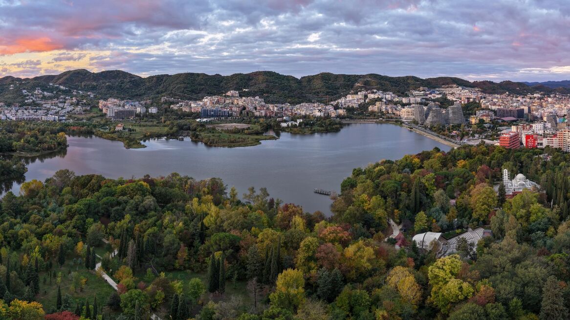 Lago Artificial de Tirana