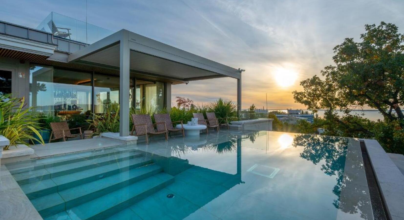 Pool area