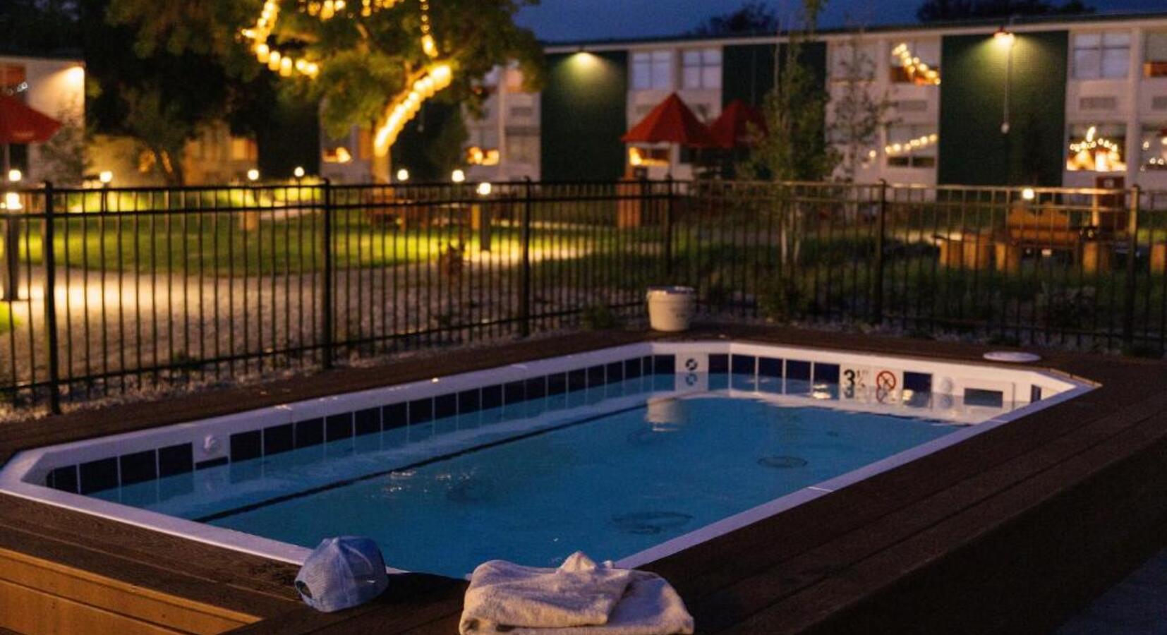 Hot tub