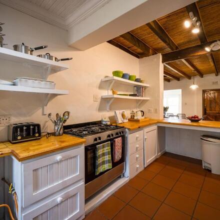 Kitchen area
