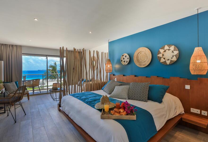 Orient Beach Hotel