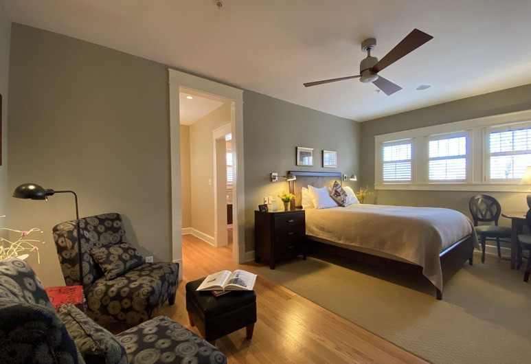 Showers Inn, Bloomington Review The Hotel Guru