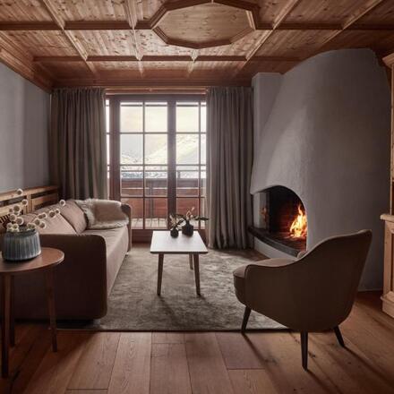 Suite Sitting Room 