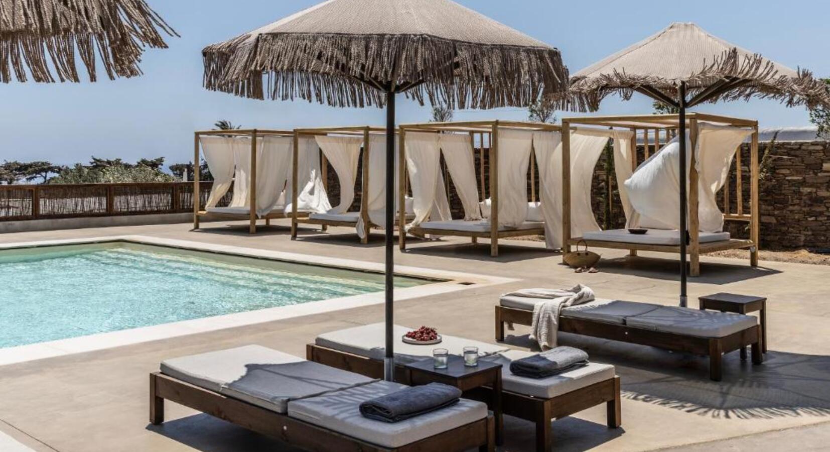 Pool area