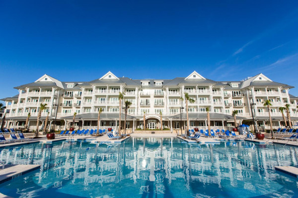 The Beach Club at Charleston Harbor