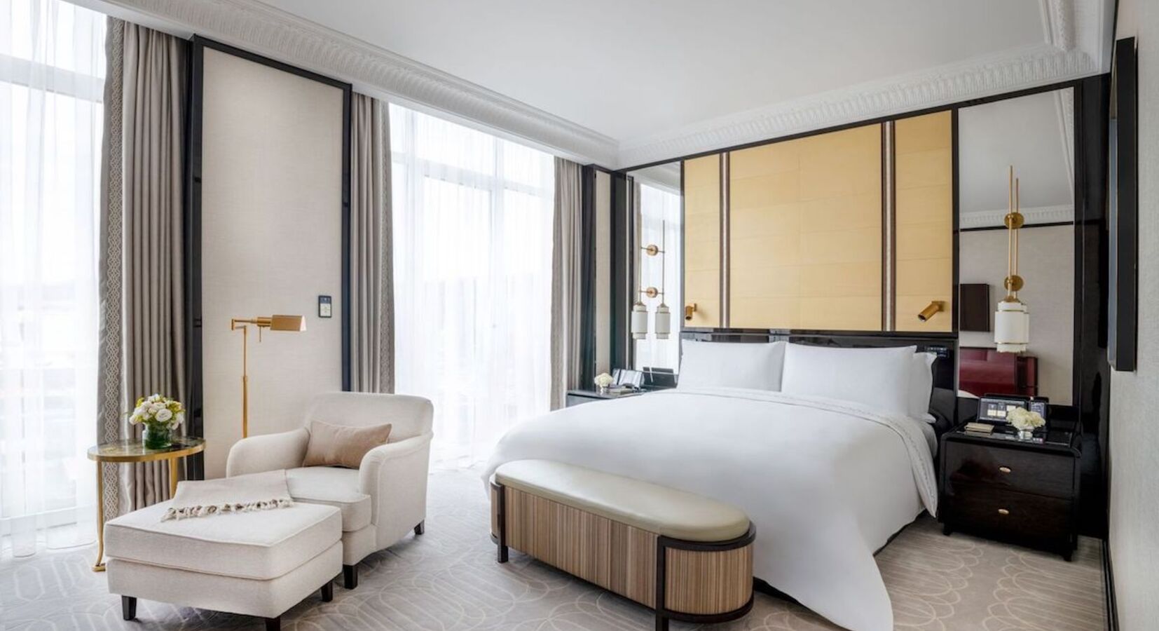 Deluxe Suite with Garden
