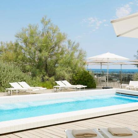 Pool area