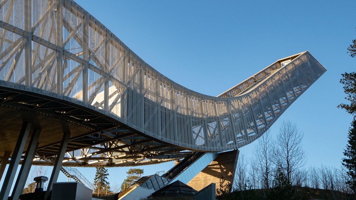 Holmenkollen ski jump