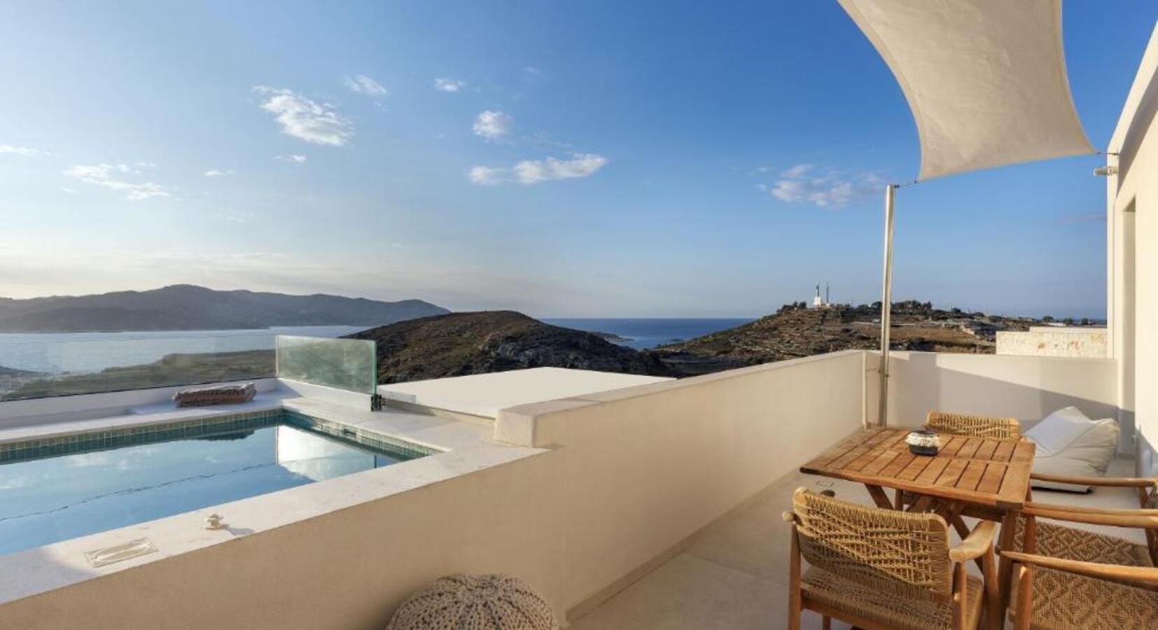 Private hot tub