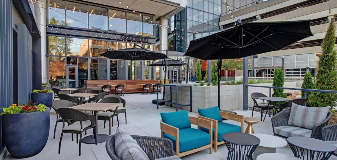 The Farnam, Omaha (Nebraska), United States of America. Expert reviews