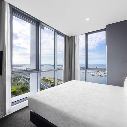 Meriton Suites Southport