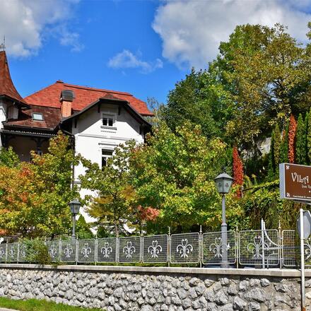 Adora Luxury Hotel