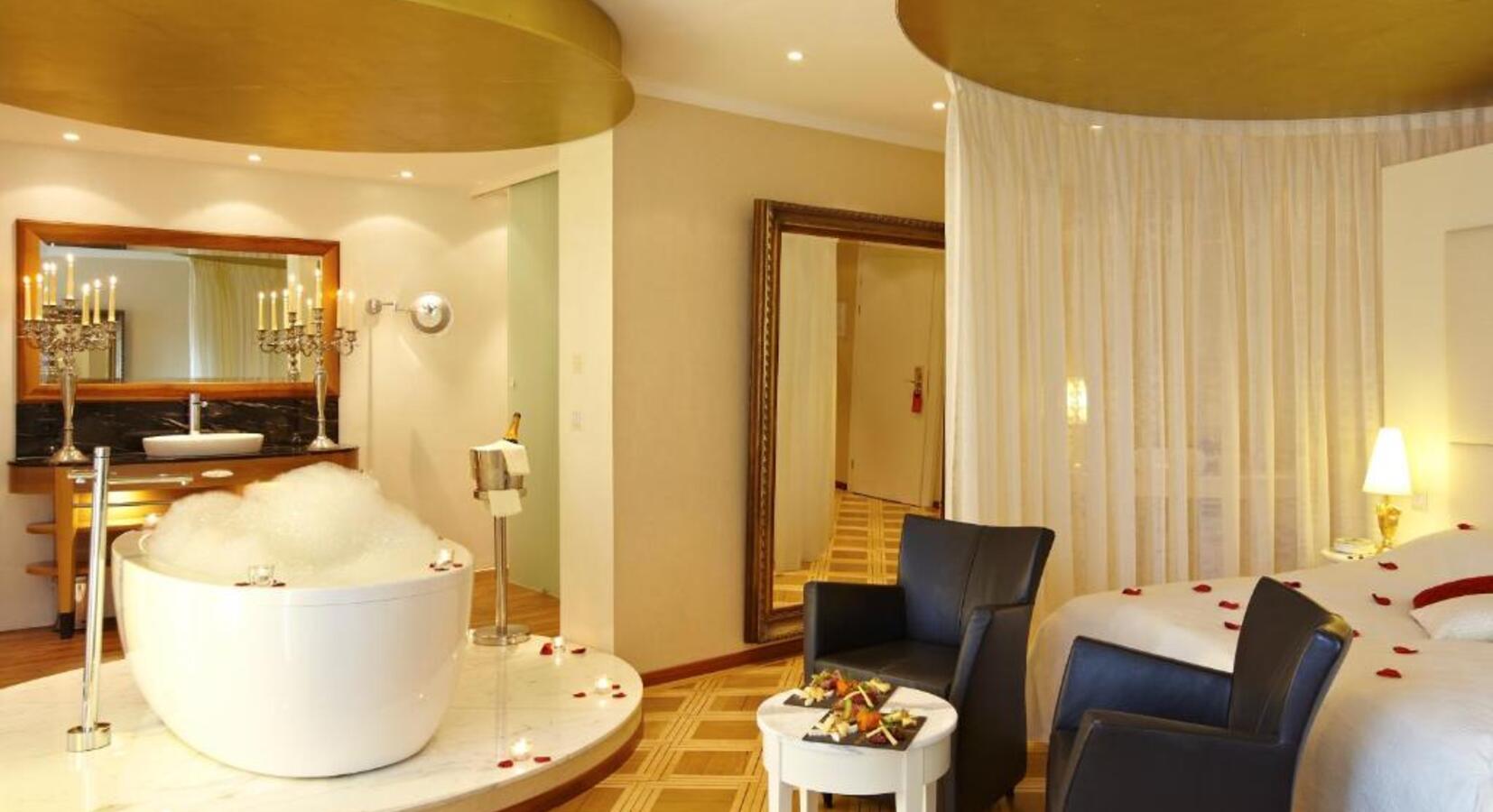 Suite details