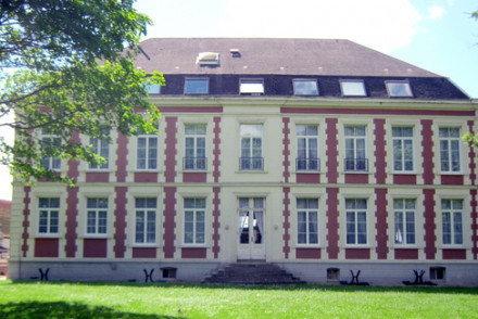 Chateau de Moulin Le Comte