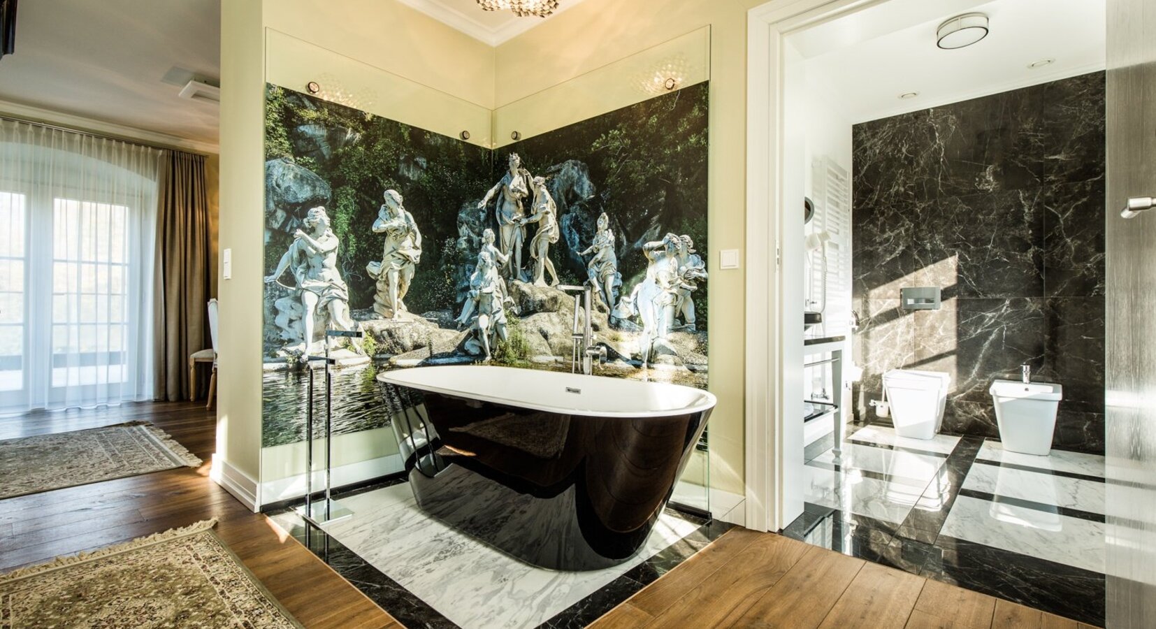 Junior Suite Bathroom 