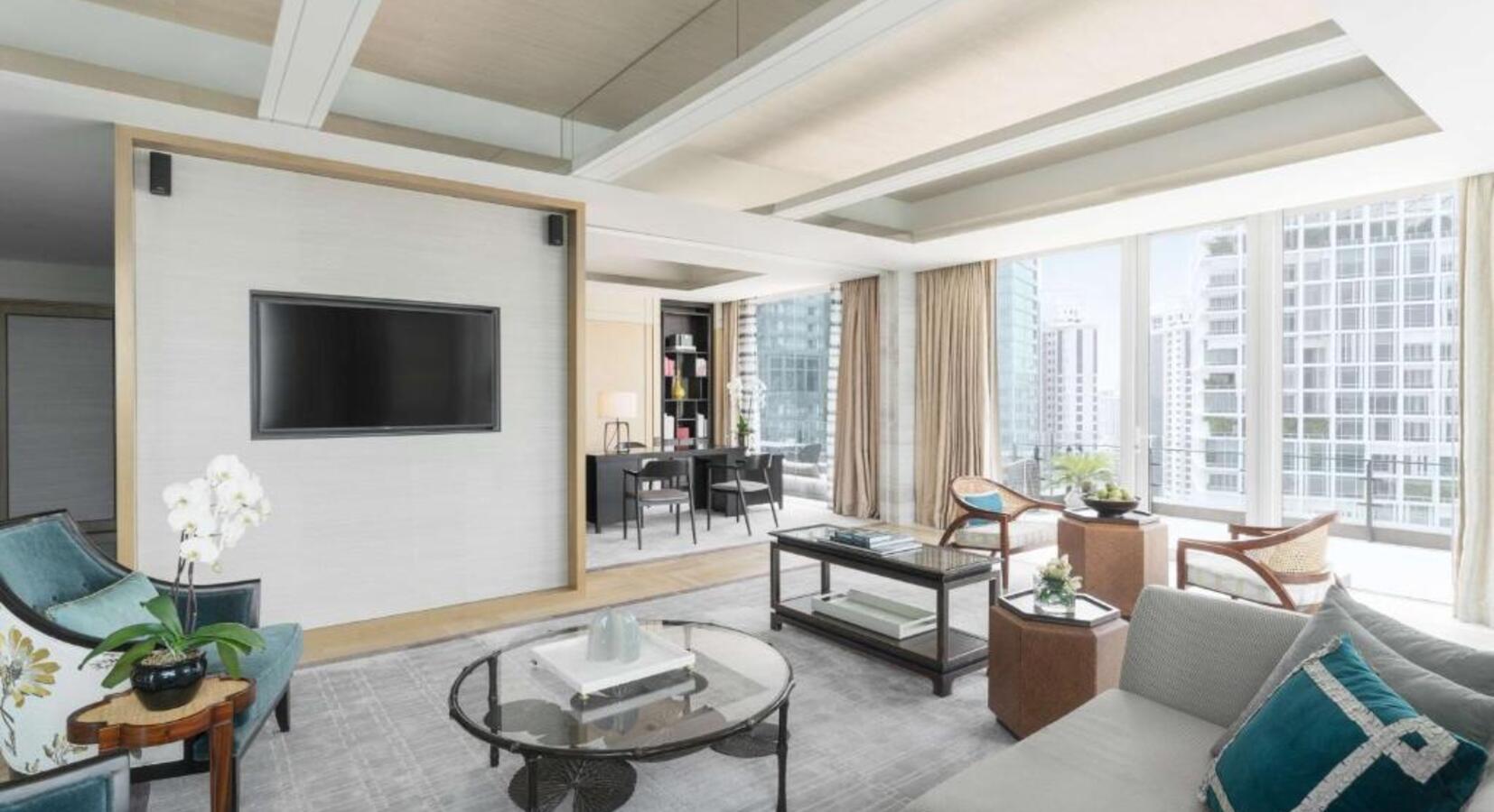 Suite - Sitting Room