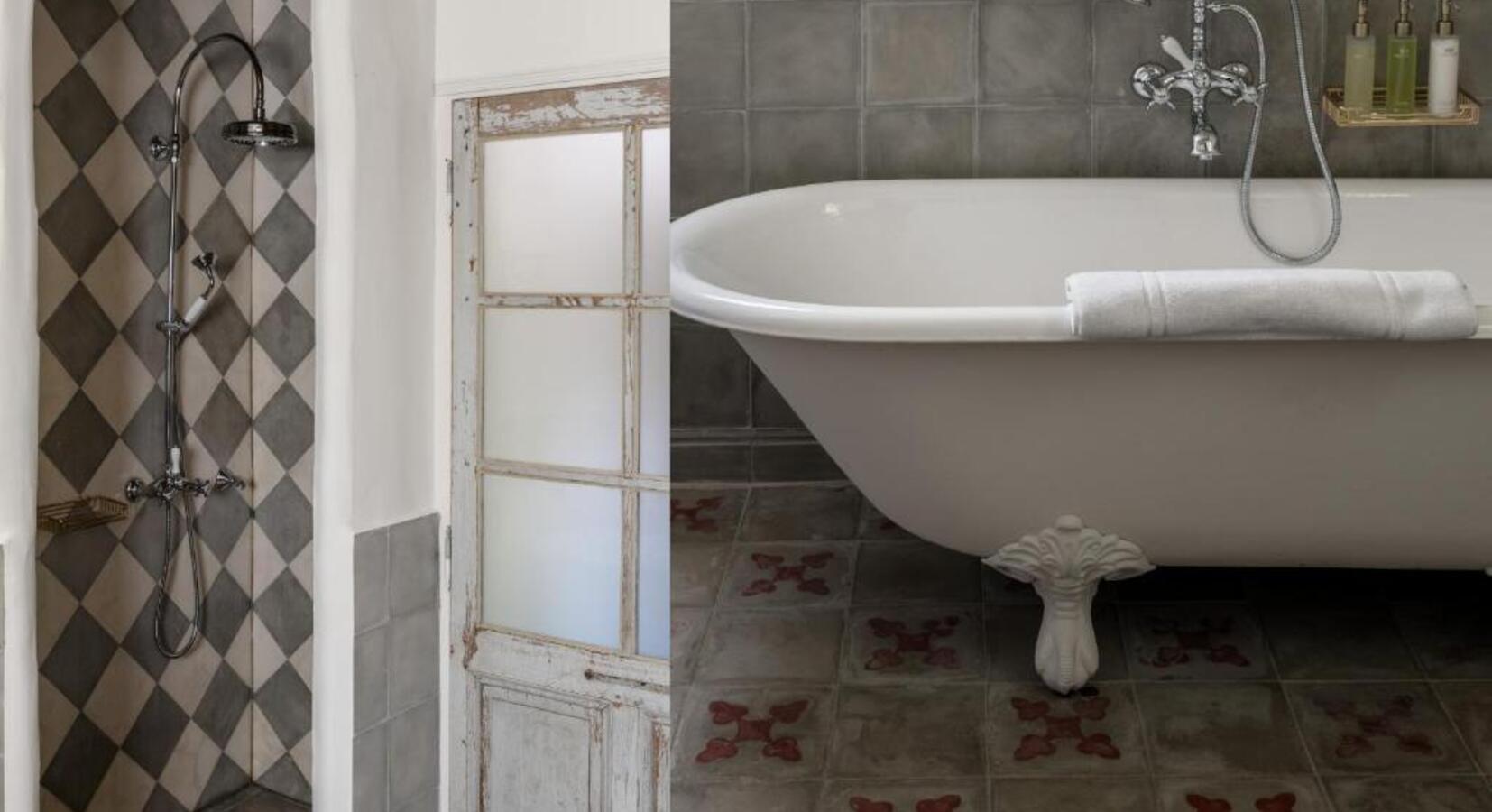 Superior Terrace Bathroom 