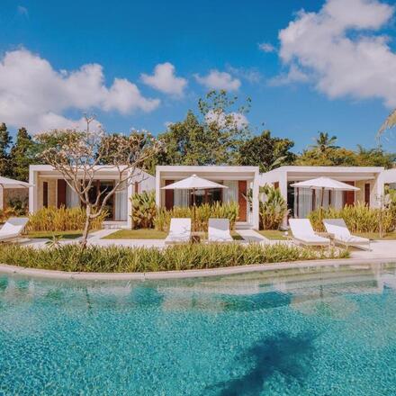 Minimalist Exterior