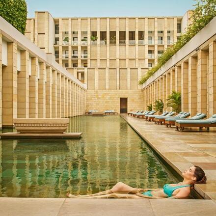 18 Hotels mit Pools in Delhi
