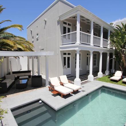 Three Boutique Hotel