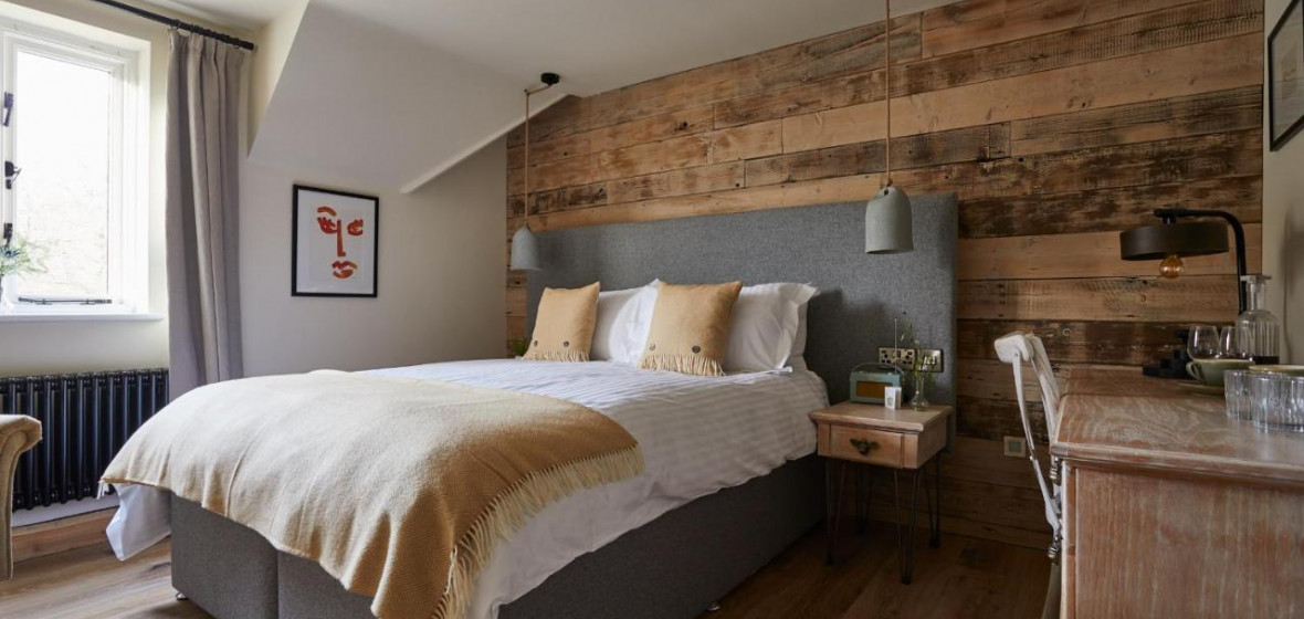 Wild Thyme & Honey, Cirencester. Expert reviews and highlights The