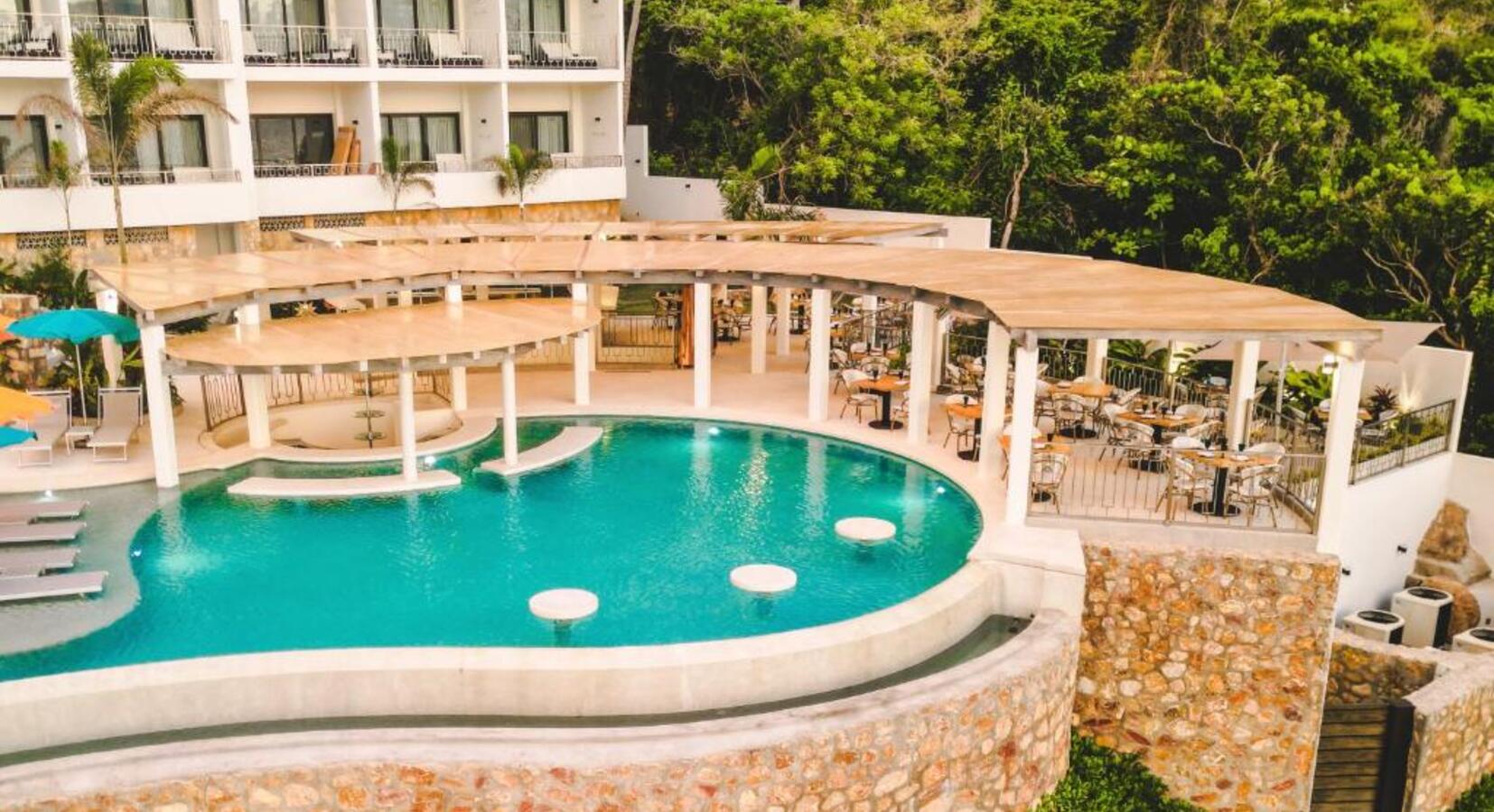 Pool area