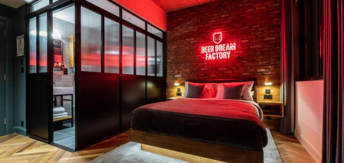 DogHouse Manchester, Manchester. Expert reviews and highlights The