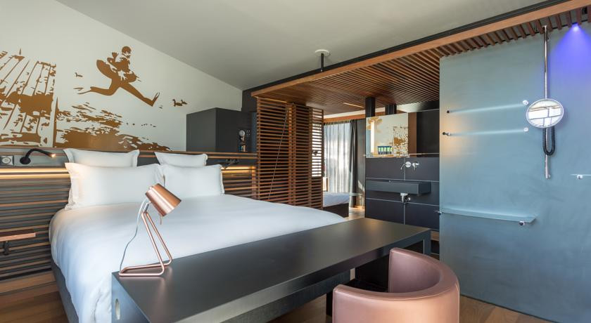 hotel off paris seine